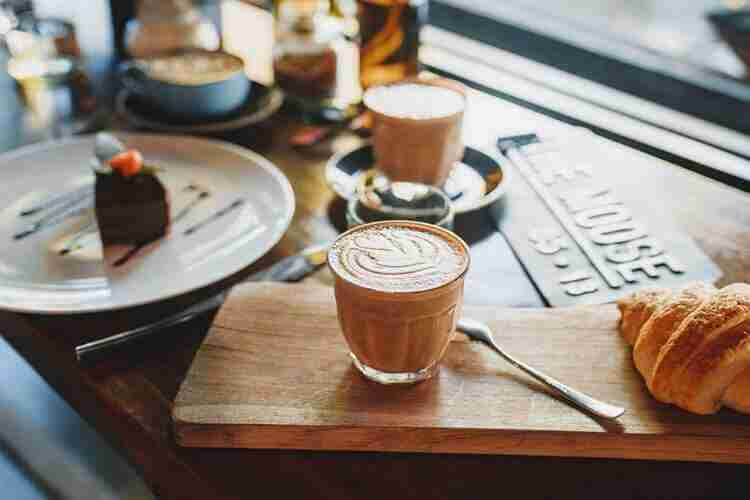 does black coffee have calories?