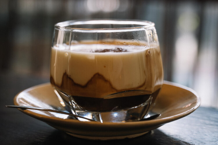 how much does a teaspoon of coffee weigh